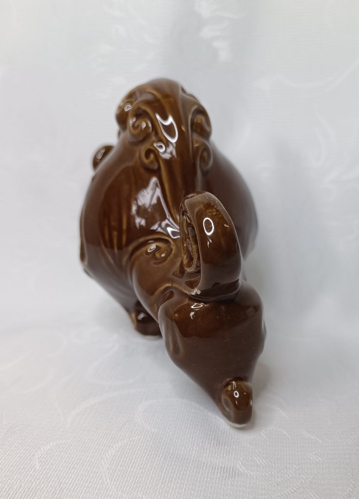 Статуэтка "Зубр", фарфор, роспись, Минский фарфоро фаянсовый завод