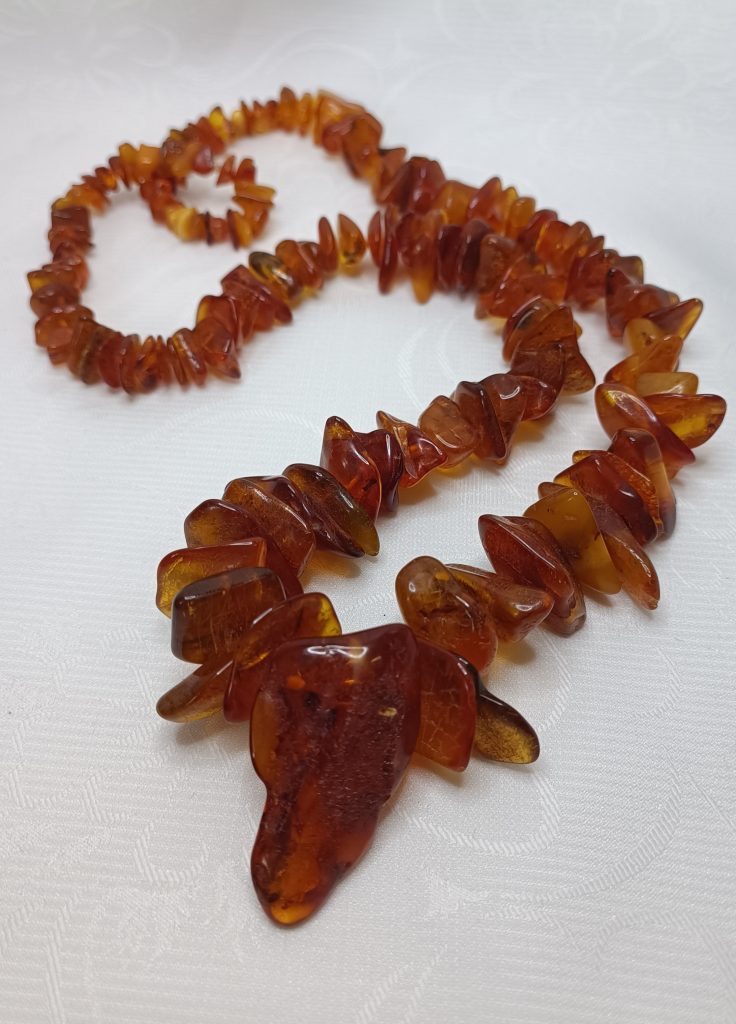 Винтажные бусы из натурального янтаря