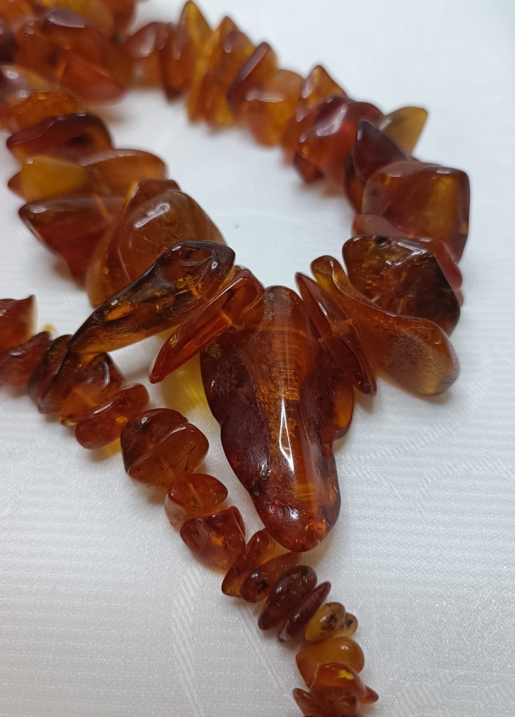 Винтажные бусы из натурального янтаря