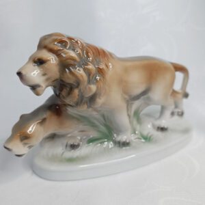 Статуэтка "Лев и львица", фарфор, роспись, unterweissbach (Унтервайсбах), Германия, 1940 1958 гг.