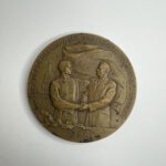 Настольная медаль "400 лет присоединения Удмуртии к России"