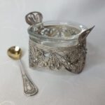 Солонка с ложечкой, ажурная скань, мельхиор, стекло, СССР, 1970 1980гг.