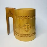 Резная деревянная кружка для пива