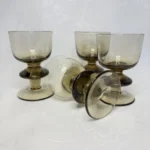 Рюмки на ножке, дымчатое стекло