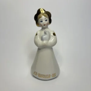 Статуэтка "Катюша с голубем", Дулево