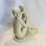 Статуэтка Материнство Германия сзади